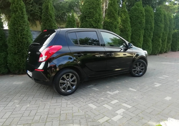 Hyundai i20 cena 31700 przebieg: 125125, rok produkcji 2015 z Płońsk małe 191